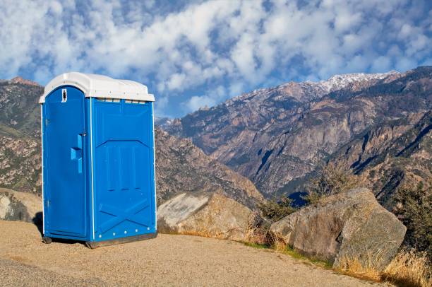 Best Luxury portable toilet rental  in Gillett, WI